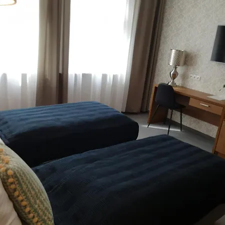 Brassel 公寓式酒店 4*